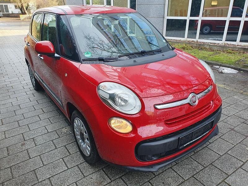 Gebraucht Fiat 500L 95 PS (69 kW) 2016 Rot Van / Kleinbus