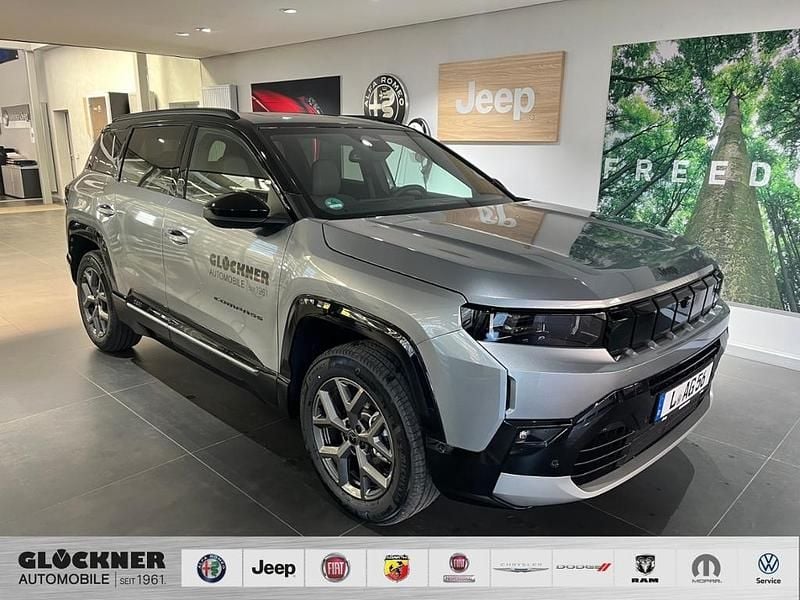 Neu Jeep Compass 145 PS (106 kW) 2026 Grau SUV