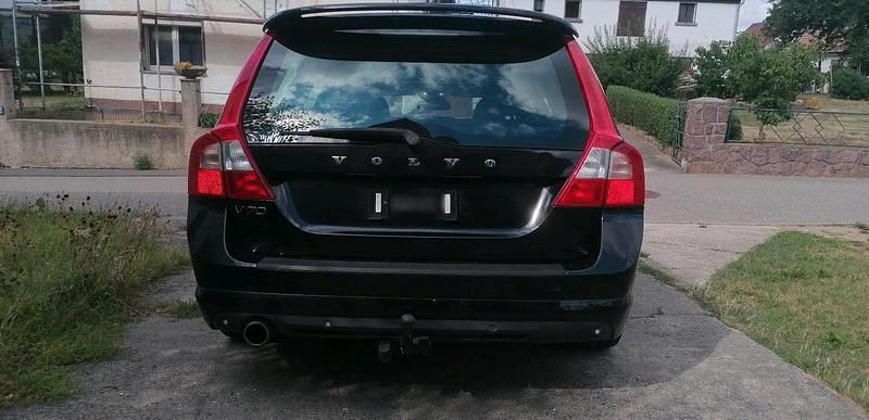 Gebraucht Volvo V70 163 PS (119 kW) 2011 Schwarz Kombi