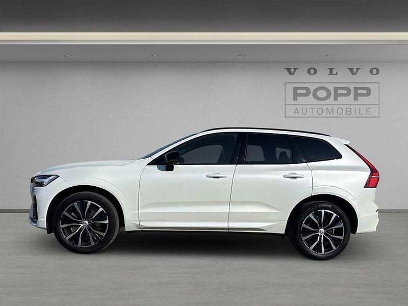 Gebraucht Volvo XC60 Plus 197 PS (144 kW) 2023 Crystal white / metallic SUV