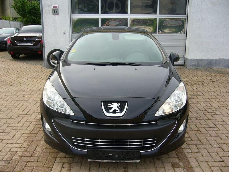 Gebraucht Peugeot 308 CC 156 PS (114 kW) 2010 Schwarz (metallic) Cabrio