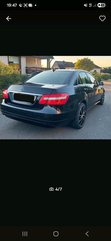 Gebraucht Mercedes E220 170 PS (125 kW) 2009 Schwarz Limousine