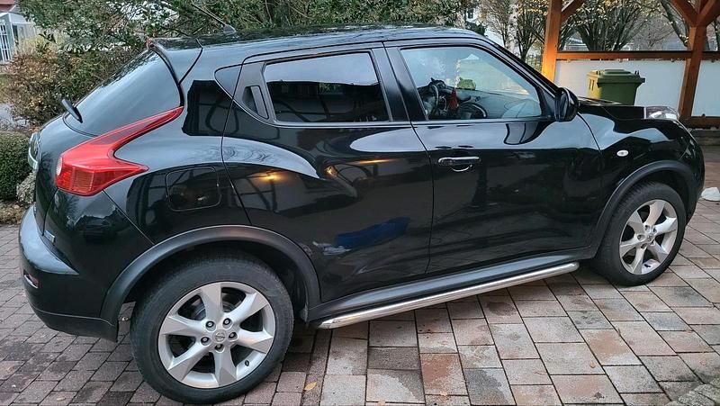 Schwarz Gebraucht 2012 Nissan Juke Tekna SUV | 5.250 € (Fairer Preis) - Bild 1/4
