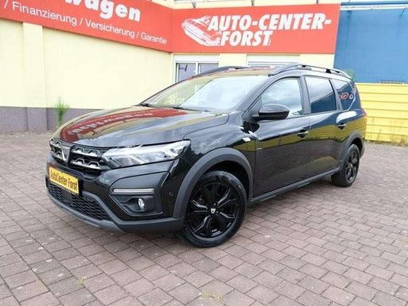 Scharz perleffekt Gebraucht 2022 Dacia Jogger Extreme Van / Kleinbus | 16.990 € (Fairer Preis) - Bild 1/4