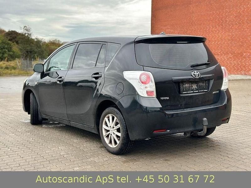 Gebraucht Toyota Verso Edition 132 PS (97 kW) 2011 Schwarz Van / Kleinbus