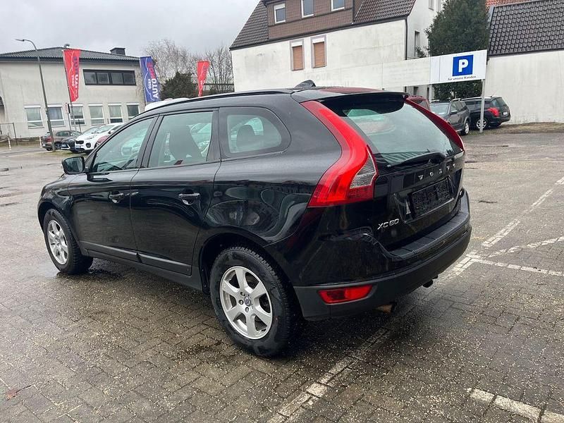 Gebraucht Volvo XC60 Basis 163 PS (119 kW) 2009 Schwarz SUV
