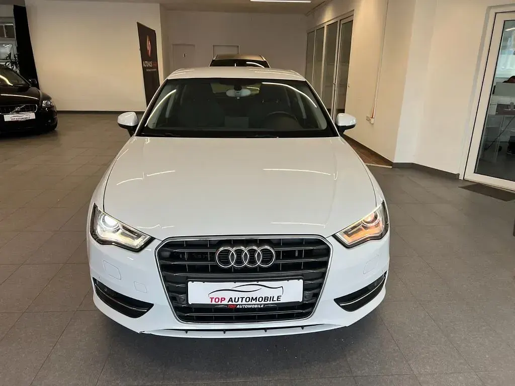 Second-hand Audi A3 Ambition 122 CP (89 kW) 2013 Alb Berlinǎ
