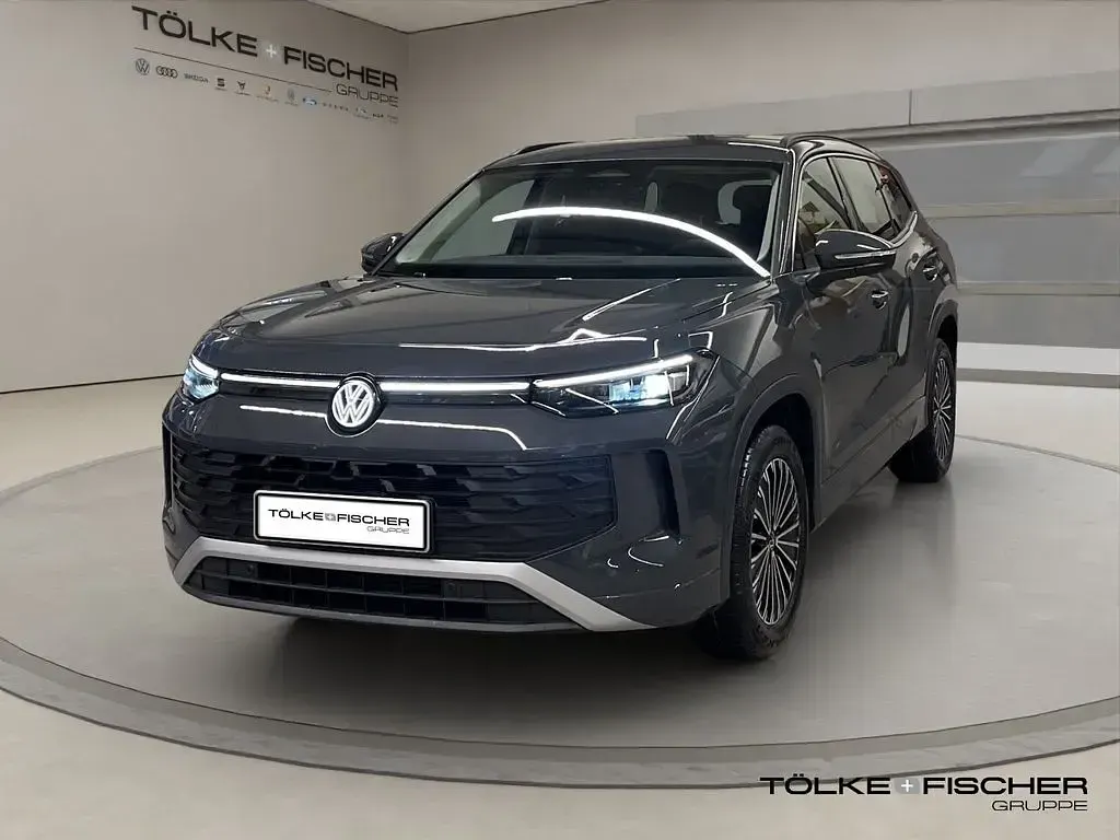 Gebraucht VW Tayron 150 PS (110 kW) 2026 Grau SUV