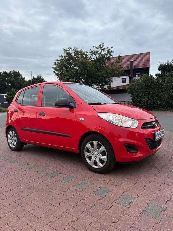 Rot Gebraucht 2010 Hyundai i10 Classic Kleinwagen | 3.000 € (Teuer) - Bild 1/4