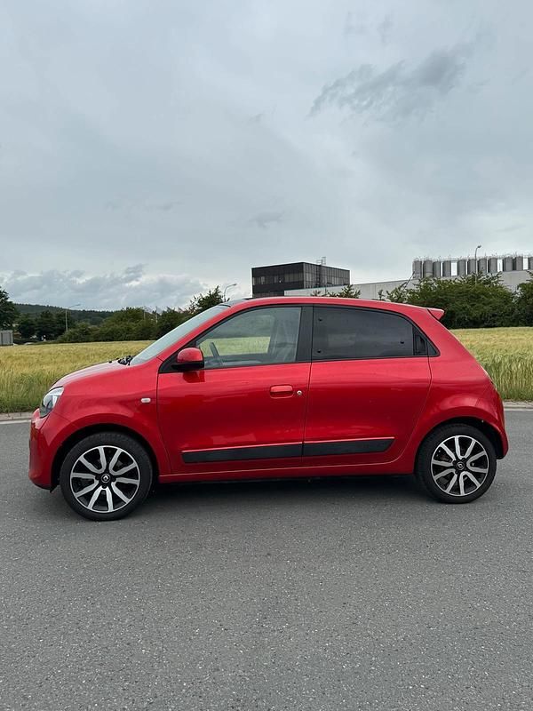 Gebraucht Renault Twingo 90 PS (66 kW) 2018 Rot Kleinwagen