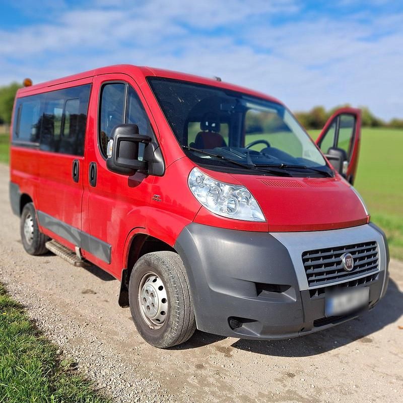 Gebraucht Fiat Ducato 115 PS (84 kW) 2013 Rot Van