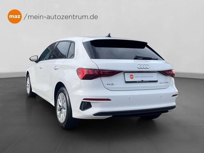 Gebraucht Audi A3 Sportback e-tron Basis 204 PS (150 kW) 2024 Ibisweiß Kleinwagen