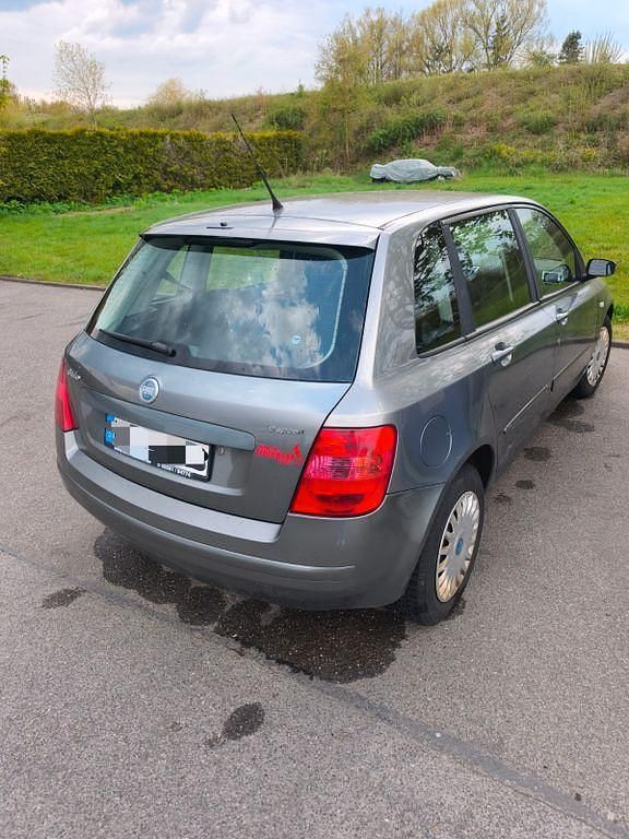 Second-hand Fiat Stilo 95 CP (69 kW) 2006 Gri Berlinǎ