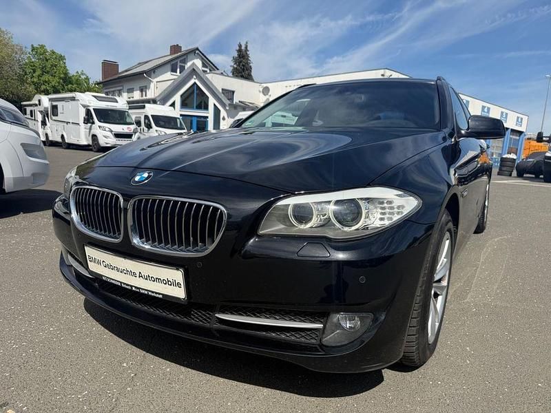 Second-hand BMW 520 184 CP (135 kW) 2012 Negru Break