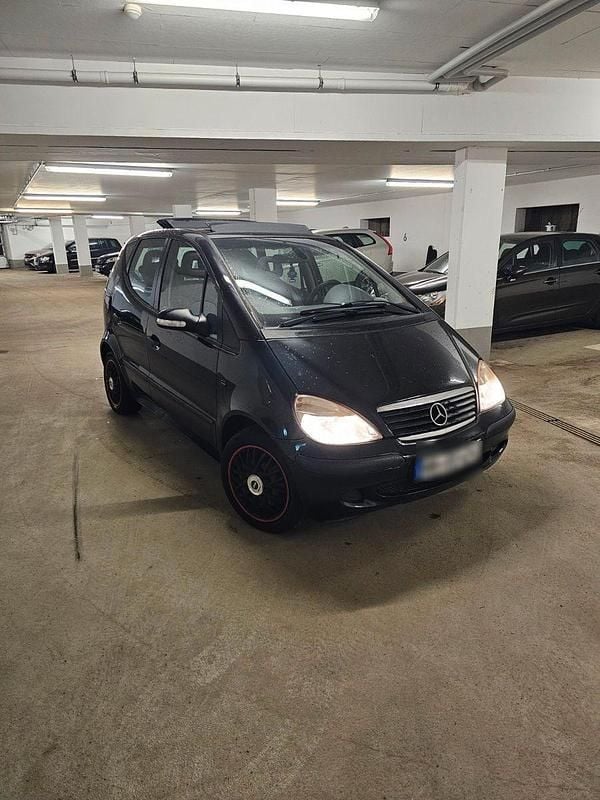 Gebraucht Mercedes A140 Elegance 82 PS (60 kW) 2003 Schwarz Van / Kleinbus