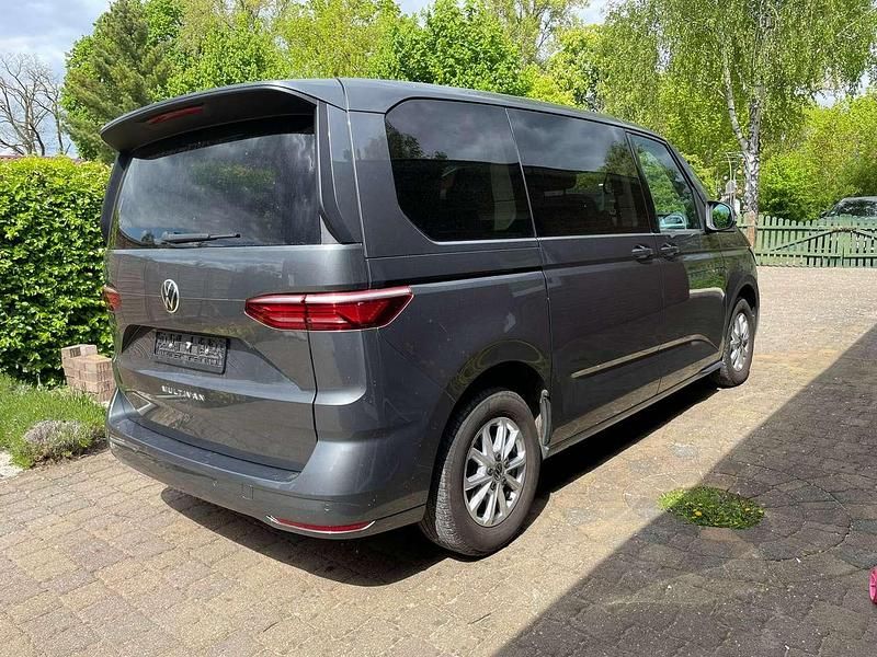 Grau Gebraucht 2022 VW T7 Van | 38.000 € (Superpreis) - Bild 1/4
