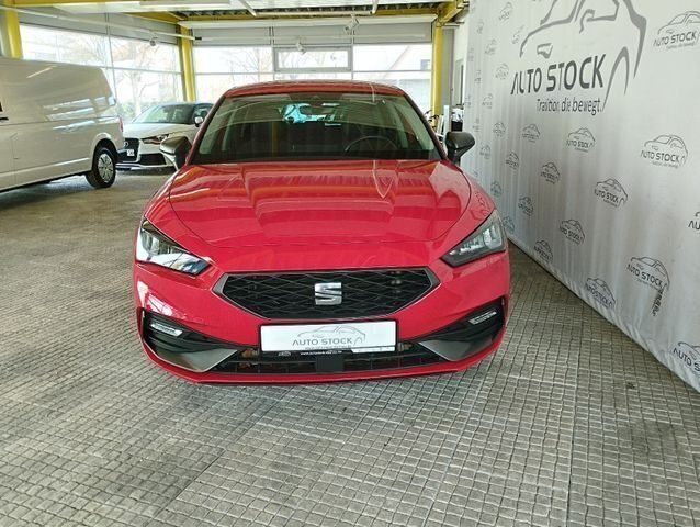 Gebraucht Seat Leon FR 204 PS (150 kW) 2022 Reinrot Limousine