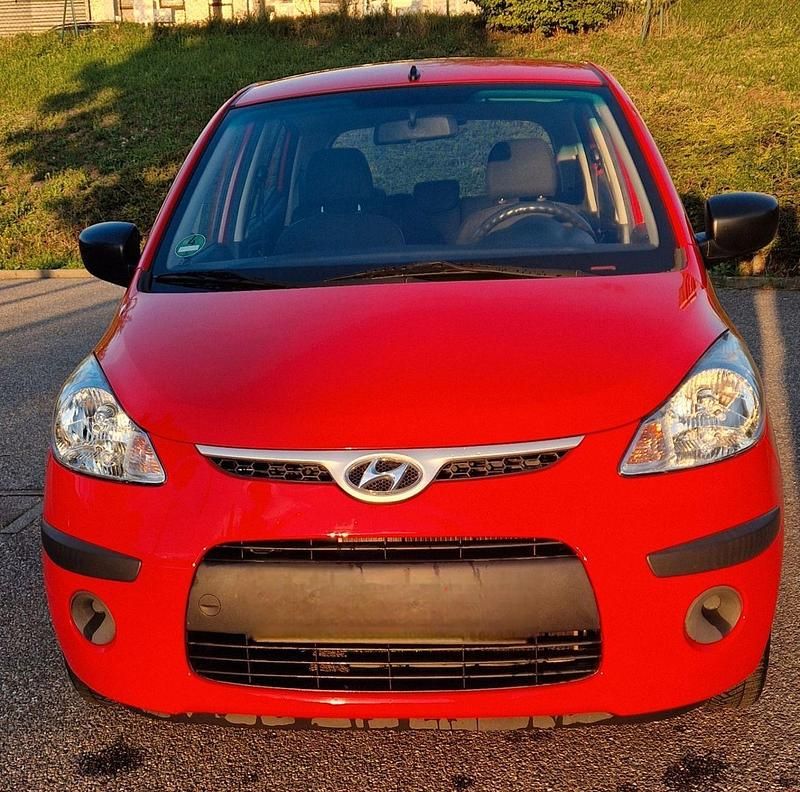 Rot Gebraucht 2011 Hyundai i10 Classic Kleinwagen | 2.100 € (Guter Preis) - Bild 1/3
