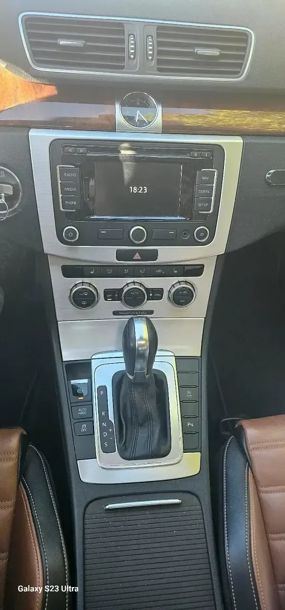 Gebraucht VW Passat 160 PS (117 kW) 2014 Schwarz Limousine