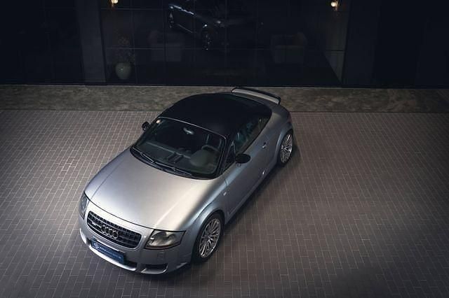Silber Gebraucht 2006 Audi TT Sport Coupé | 33.000 € - Bild 1/4