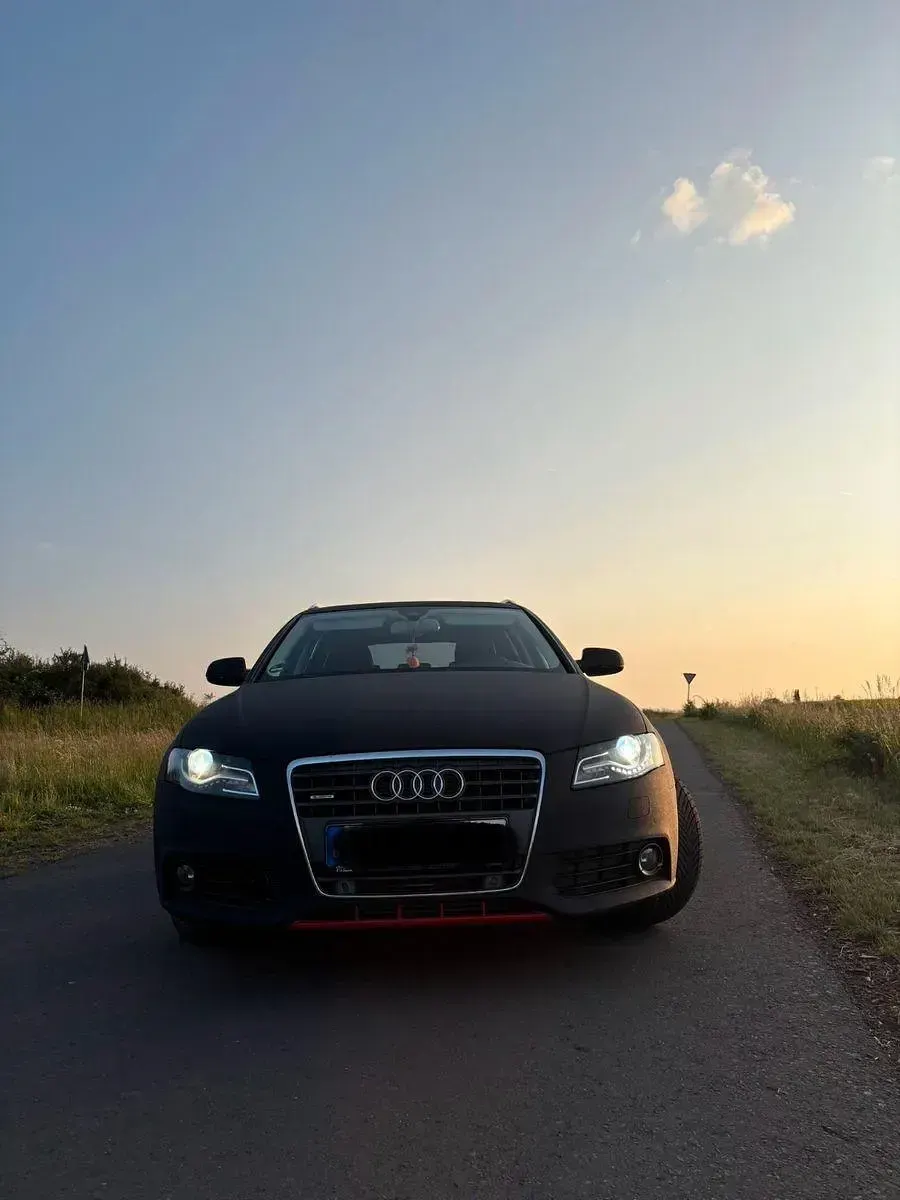 Używany Audi A4 Ambiente 211 KM (155 kW) 2011 Czarny Sedan/Limuzyna