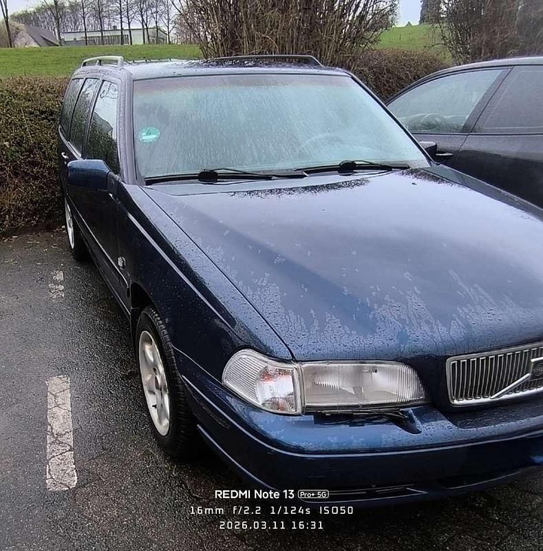 Gebraucht Volvo V70 144 PS (105 kW) 1998 Blau Kombi