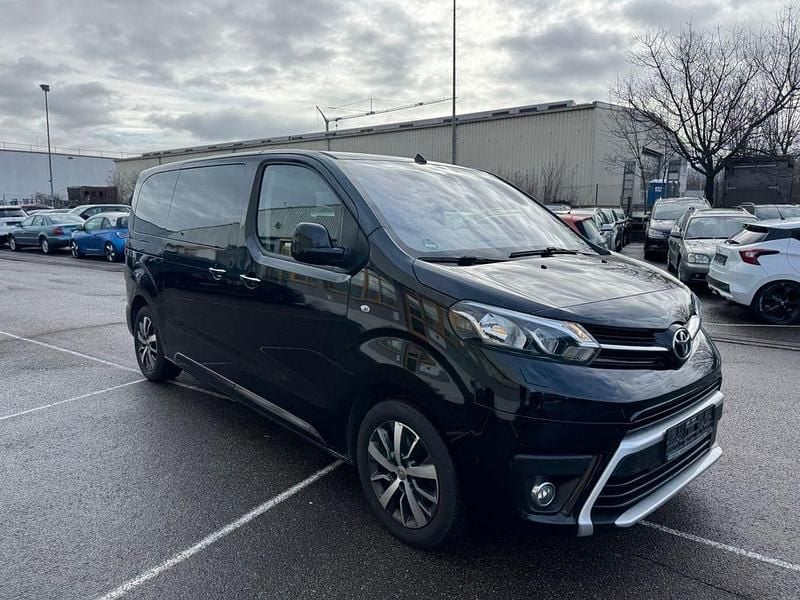 Gebraucht Toyota Proace Verso Comfort 177 PS (130 kW) 2019 Schwarz Kombi