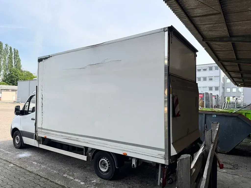Gebraucht Mercedes Sprinter 163 PS (119 kW) 2019 Weiß Van