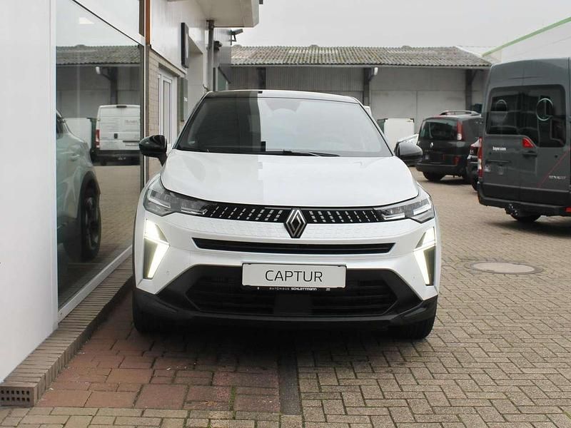 Gebraucht Renault Captur Techno 158 PS (116 kW) 2025 Weiss qnc+schwarz gne SUV