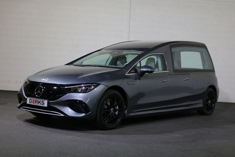 Grau Gebraucht 2023 Mercedes EQE300 Limousine | 151.190 € - Bild 1/3