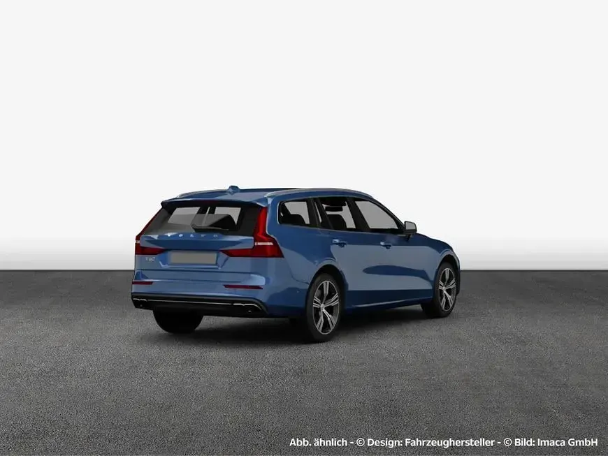 Usata Volvo V60 Plus 197 CV (144 kW) 2025 Blu Station wagon
