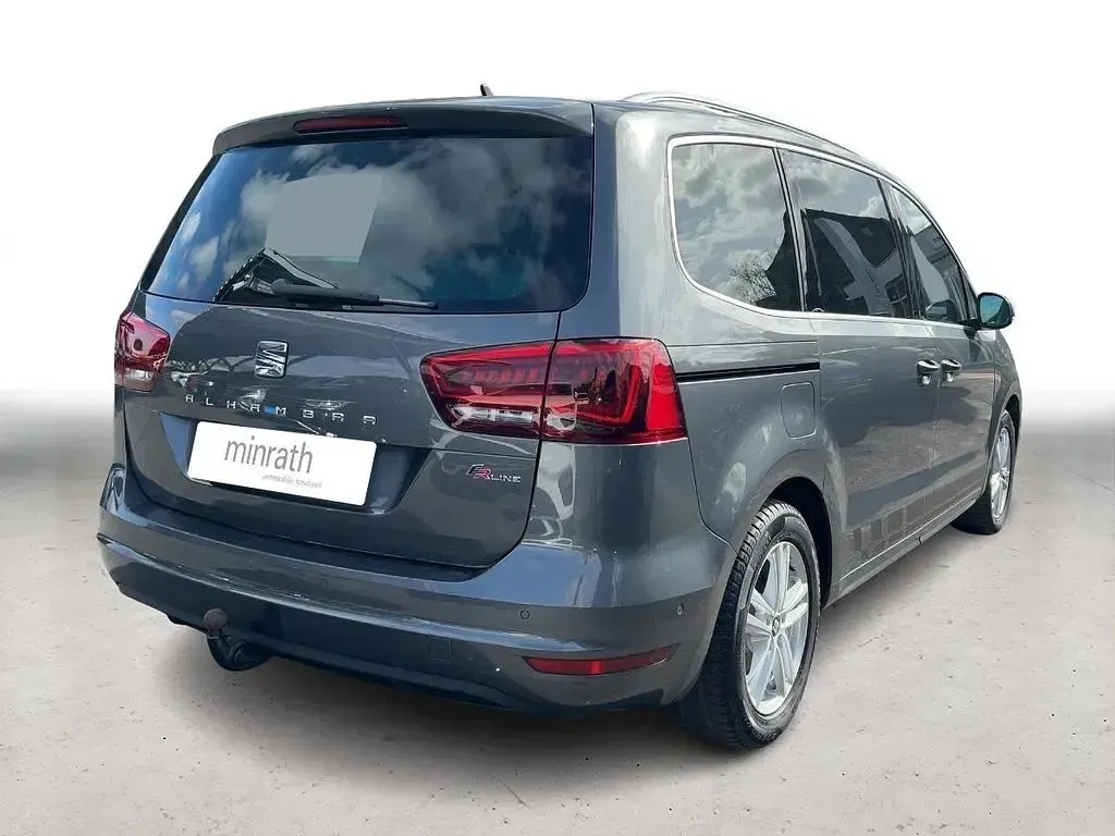 Gebraucht Seat Alhambra FR-Line 150 PS (110 kW) 2022 Grau Van / Kleinbus