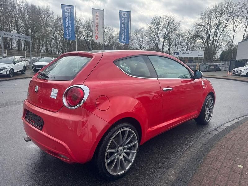 Gebraucht Alfa Romeo MiTo 95 PS (69 kW) 2009 Rot Kleinwagen