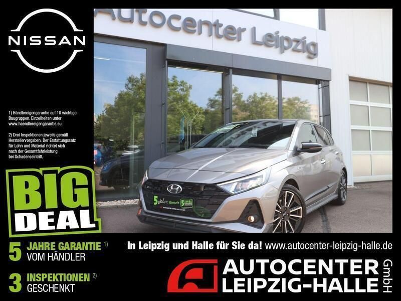 Brass metallic Gebraucht 2023 Hyundai i20 Kleinwagen | 18.890 € (Fairer Preis) - Bild 1/4
