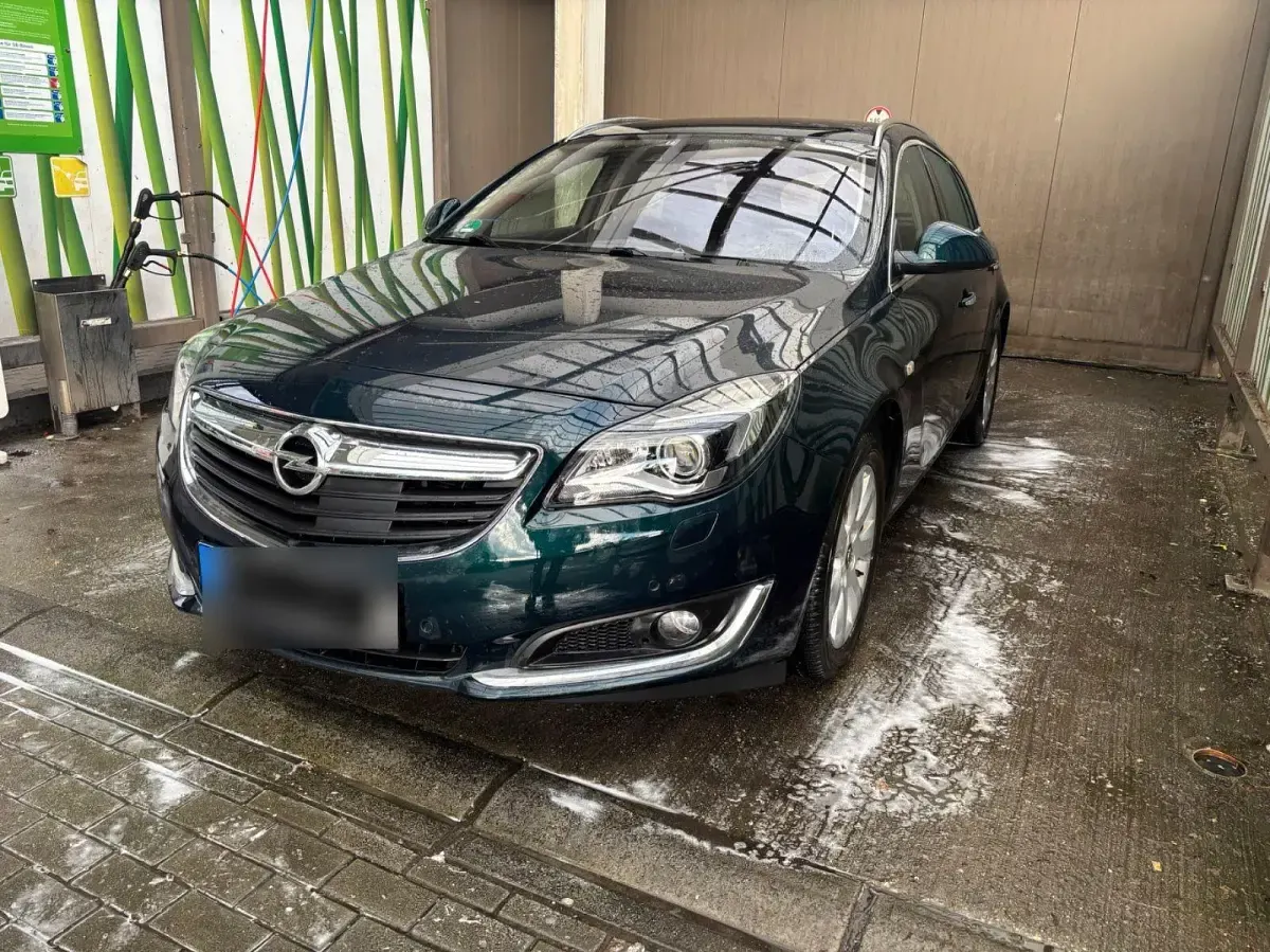 Używany Opel Insignia 136 KM (100 kW) 2017 Zielony Kombi