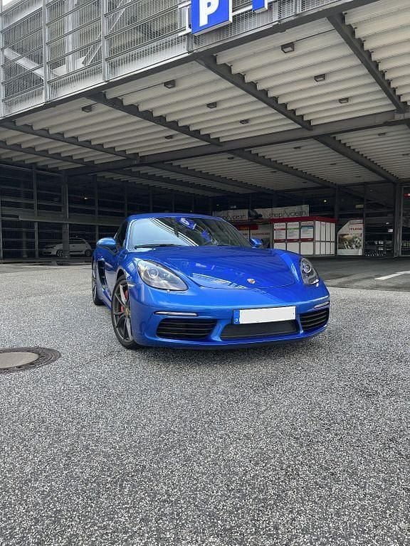 Blau Gebraucht 2017 Porsche 718 Cayman Coupé | 62.900 € (Fairer Preis) - Bild 1/4