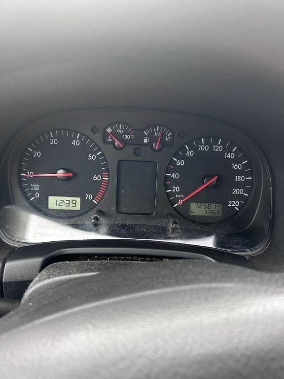 Gebraucht VW Golf III 75 PS (55 kW) 1999 Grün Limousine