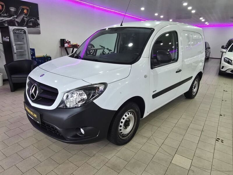 Weiß Gebraucht 2017 Mercedes Citan 109 Van / Kleinbus | 7.700 € (Superpreis) - Bild 1/4