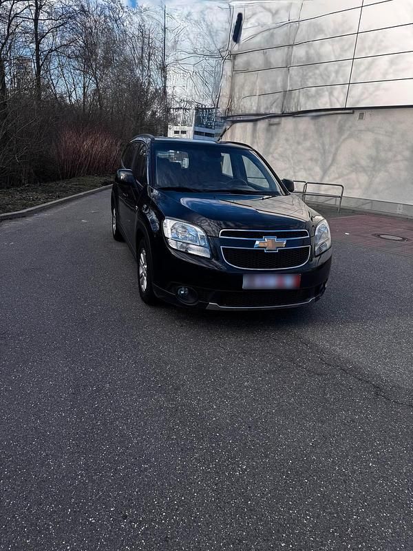 Gebraucht Chevrolet Orlando 131 PS (96 kW) 2011 Schwarz Van / Kleinbus