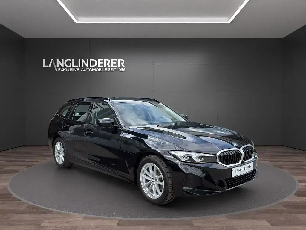 Gebraucht BMW 320 184 PS (135 kW) 2024 Schwarz ii Kombi
