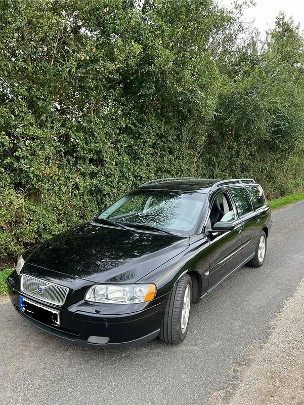 Schwarz Gebraucht 2006 Volvo V70 Kombi | 4.950 € (Teuer) - Bild 1/4