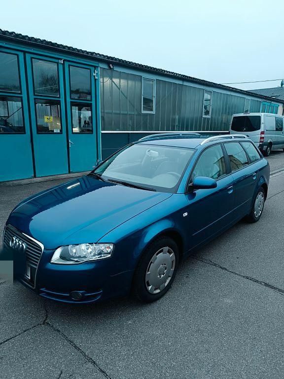 Gebraucht Audi A4 116 PS (85 kW) 2007 Blau Limousine