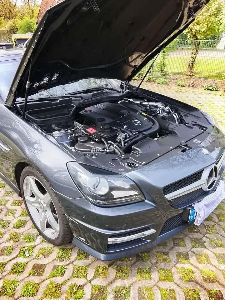 Gebraucht Mercedes SLK200 184 PS (135 kW) 2014 Grau Cabrio