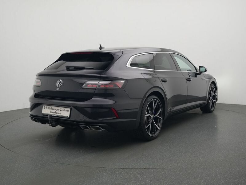 Gebraucht VW Arteon R 320 PS (235 kW) 2023 Deep black Kombi
