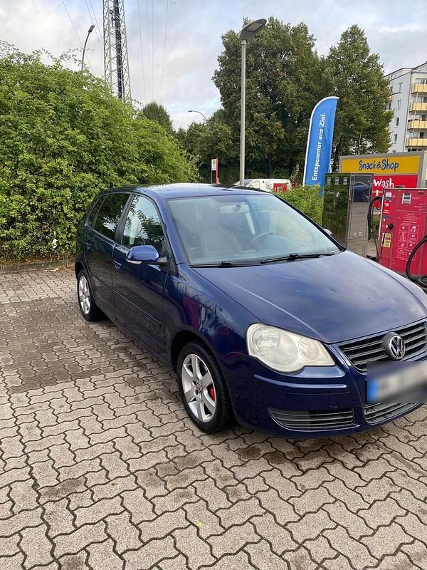 Blau Gebraucht 2006 VW Polo Kleinwagen | 3.650 € (Etwas zu teuer) - Bild 1/4