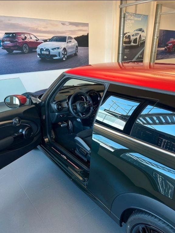 Gebraucht Mini John Cooper Works 231 PS (169 kW) 2023 Grün Kleinwagen