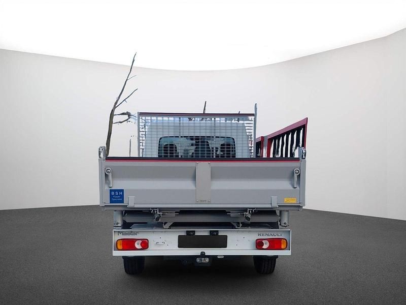 Gebraucht Renault Master 145 PS (106 kW) 2024 Mineralweiß Van / Kleinbus