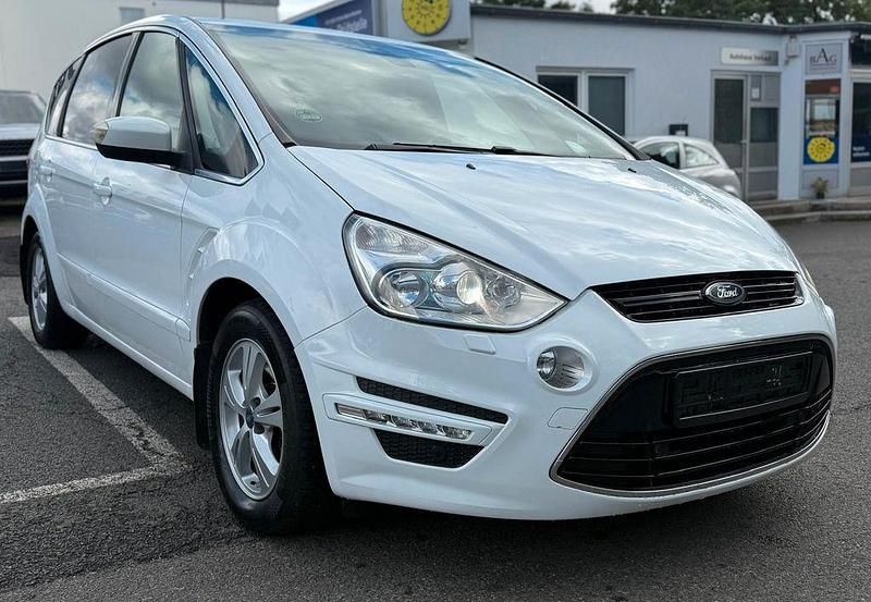 Weiß Gebraucht 2014 Ford S-MAX Titanium S Van / Kleinbus | 10.600 € (Fairer Preis) - Bild 1/4