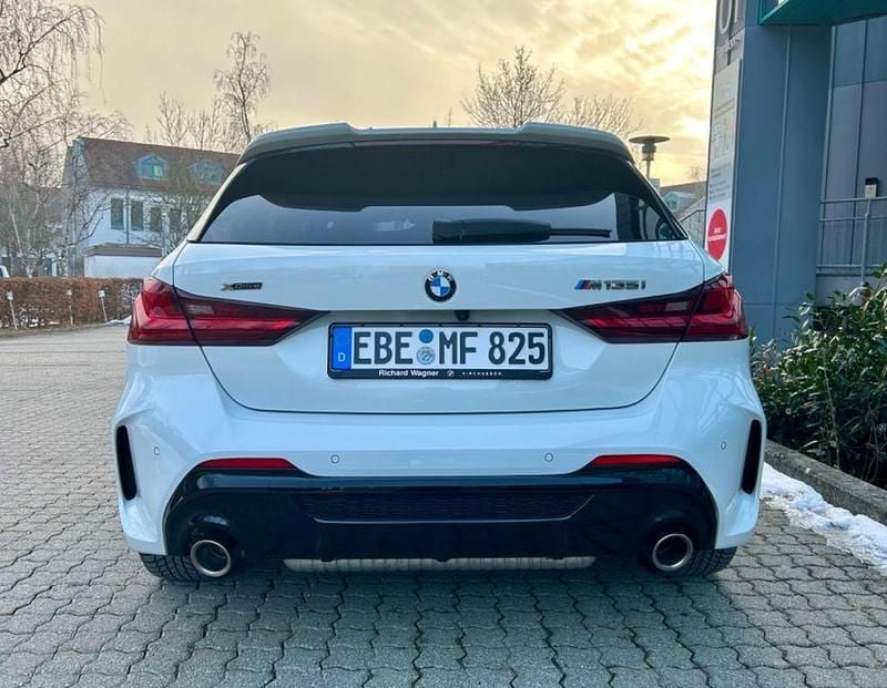 Gebraucht BMW M135 Performance 306 PS (225 kW) 2023 Weiß Kleinwagen