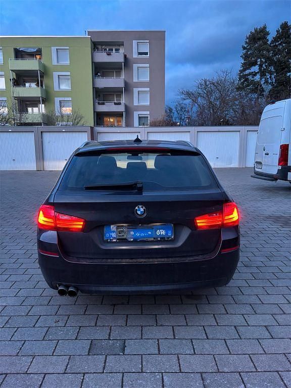 Gebraucht BMW 525 218 PS (160 kW) 2015 Schwarz Kombi